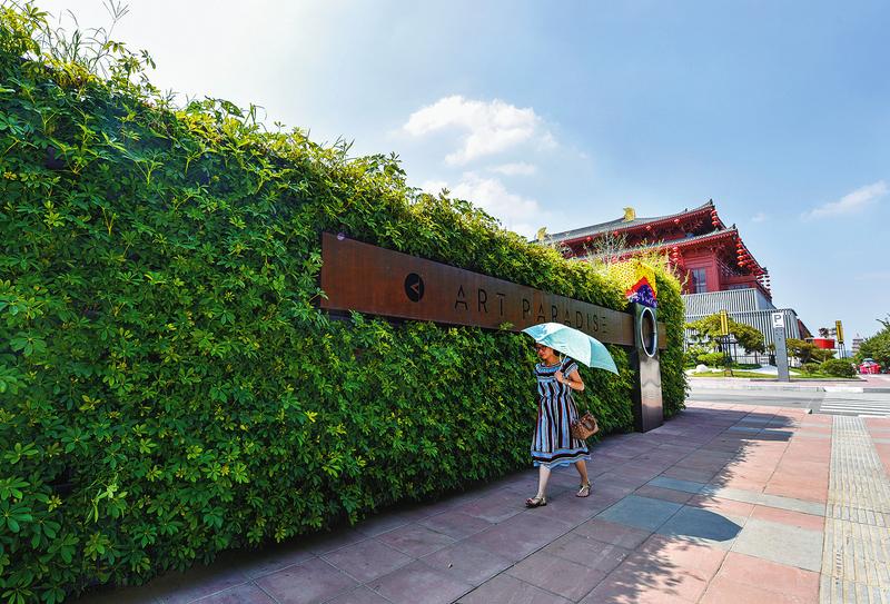 贵州用植物墙做生态围挡能降噪美化环境