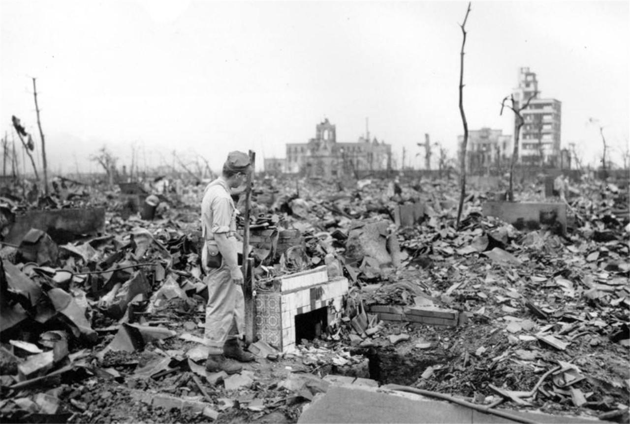 原子弹爆炸后百年都没法住人，为何广岛居民都没有搬走？