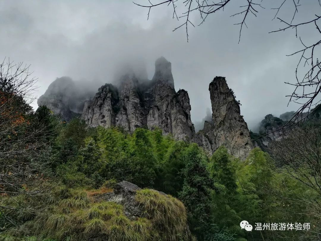 福地果有仙山--大若岩十二峰