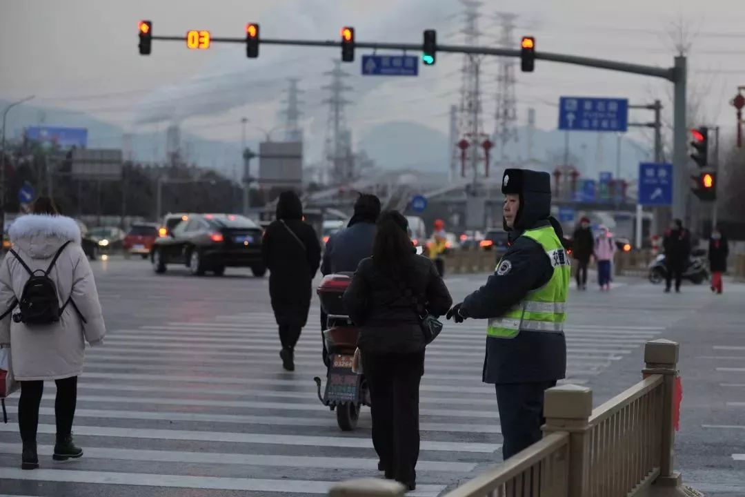 门头沟有群不怕冷的人