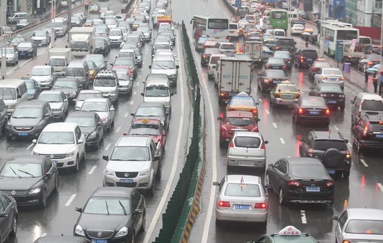 中國堵車最嚴重的城市，馬路經常水泄不通，卻不是北上廣 新聞 第1張