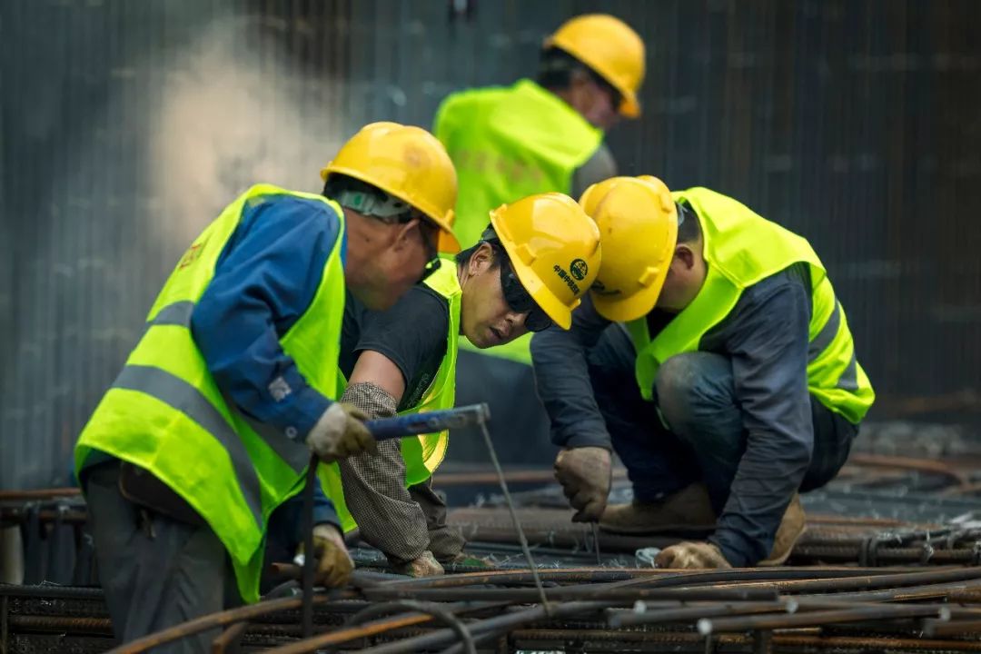 聚焦劳动美,畅抒建筑情,带您欣赏建筑工地员工摄影作品