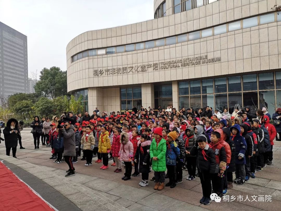 瞬间精彩桐乡市城北小学师生摄影作品展