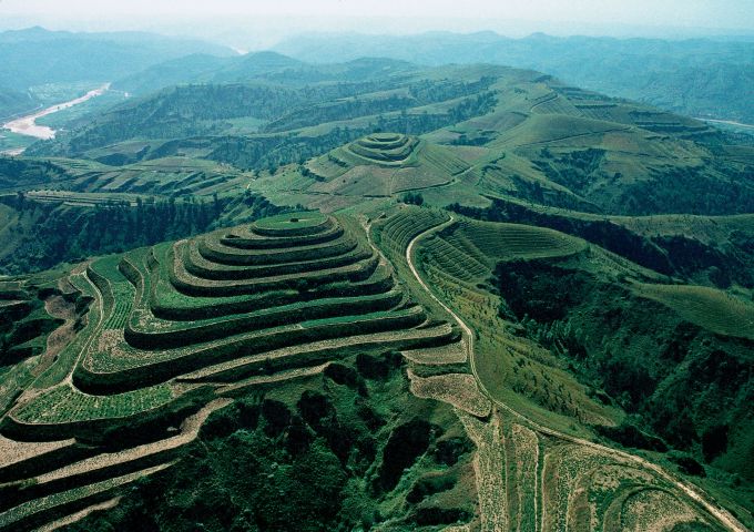 治沙奇迹 三秦大地由黄到绿