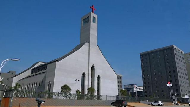 1985—2018, 中南神学院成立33周年之际, 即将迎来新校址.