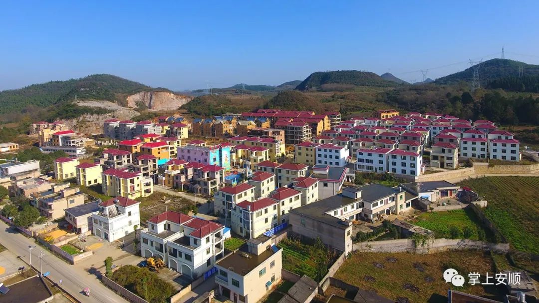 在"塘约基层建设经验座谈会暨《塘约道路》研讨会"上,我市平坝区乐平