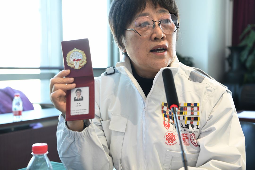 "只要病人有呼救,我们就有应答!"——中国志愿医生亮相