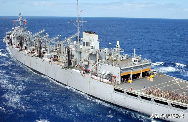 1/ 12 "萨克拉门托"级快速战斗支援舰是世界上最大的补给舰,美海军