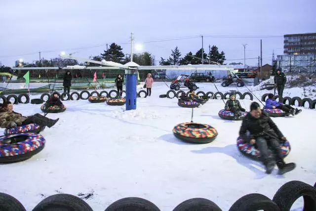 曲阳嘉山悠乐谷等你的到来(限量100张)_滑雪