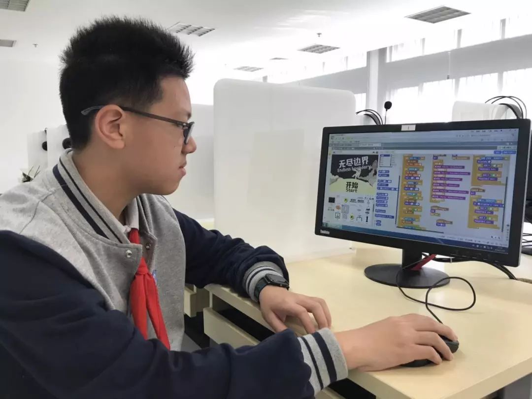 朱海兴获2018年全国青少年创意编程与智能设计大赛一等奖