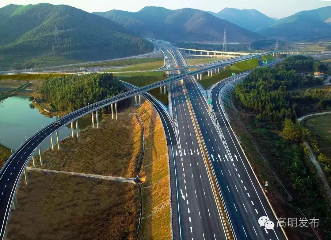 2009年,广明高速一期工程西樵至更楼段通车,它是高明区条高速
