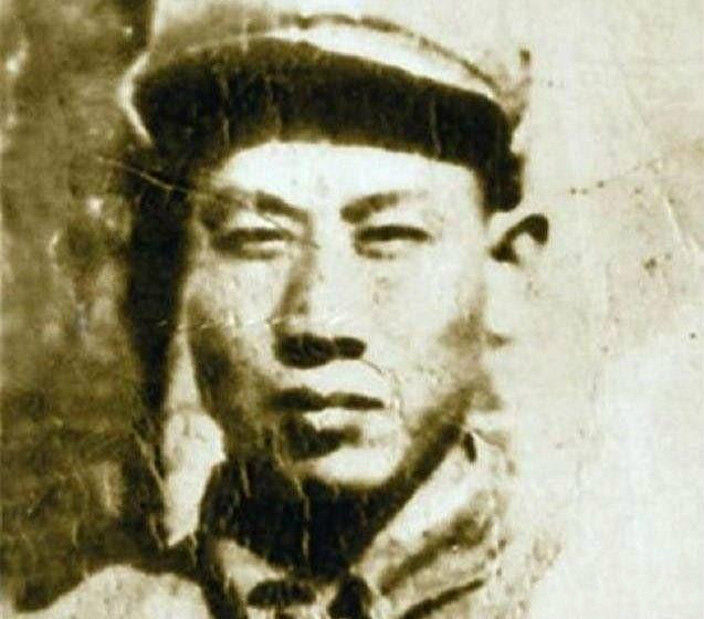 河南9旬老人去世，子女在遗物中翻出一“破纸”，暴露真正身份