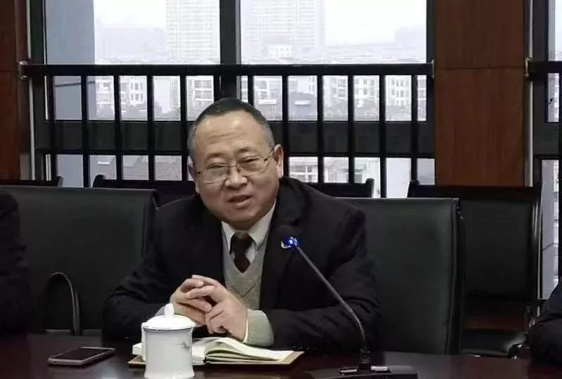 无为中学隆重举行法治副校长聘任仪式