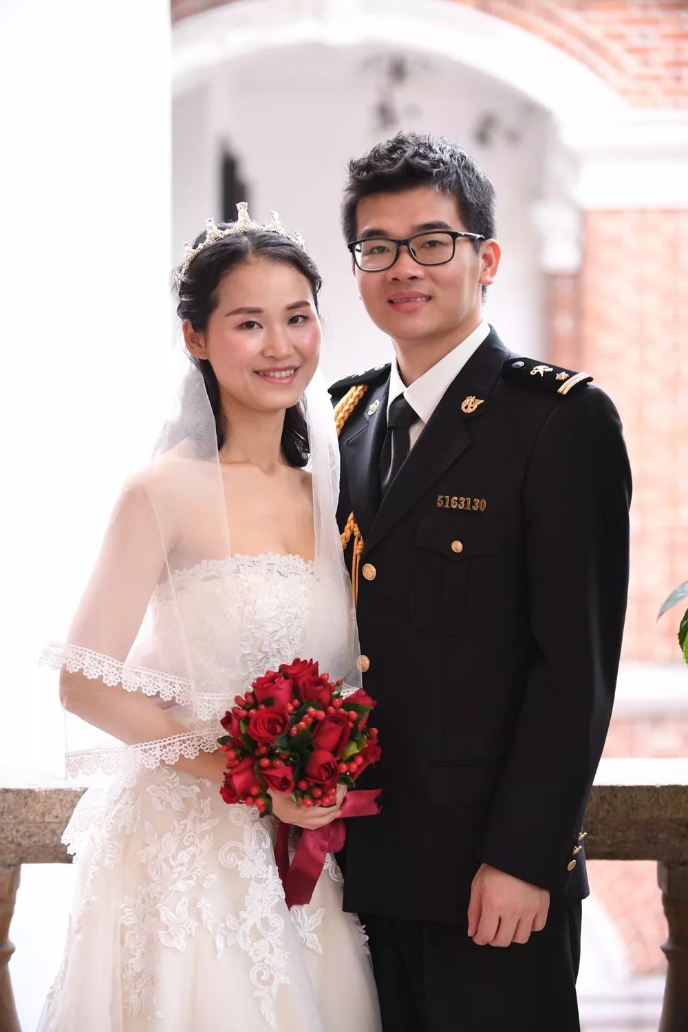 曾聪&黄东炫夫妇吕小浩&黄炎蓝夫妇耿创&刘丽雅夫妇宫锐&王远夫妇朱伟