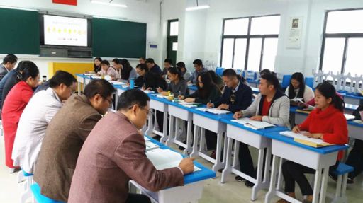 学校安排老师休息日学习培训，就一定违法违规？