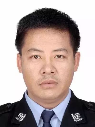 快来参与巴彦淖尔宝音德力格尔式民警评选开始投票啦