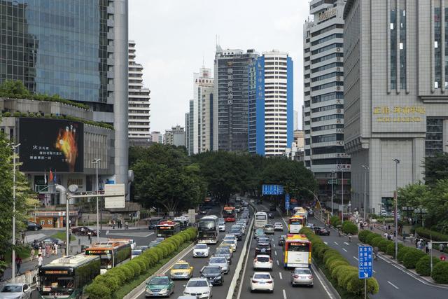 (图片来自东方ic) 环市路是中国广州市荔湾区及越秀区主干道,呈东西