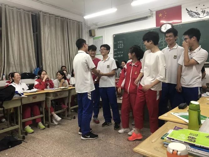 同文中学优秀班主任风采录七不辞风雨挑日月甘为同文孺子牛记同文中学