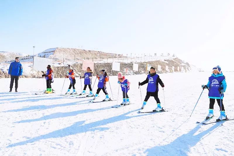 冬季相约塔儿湾快乐随行光脚丫丨这堂冬季滑雪课堂你值得拥有