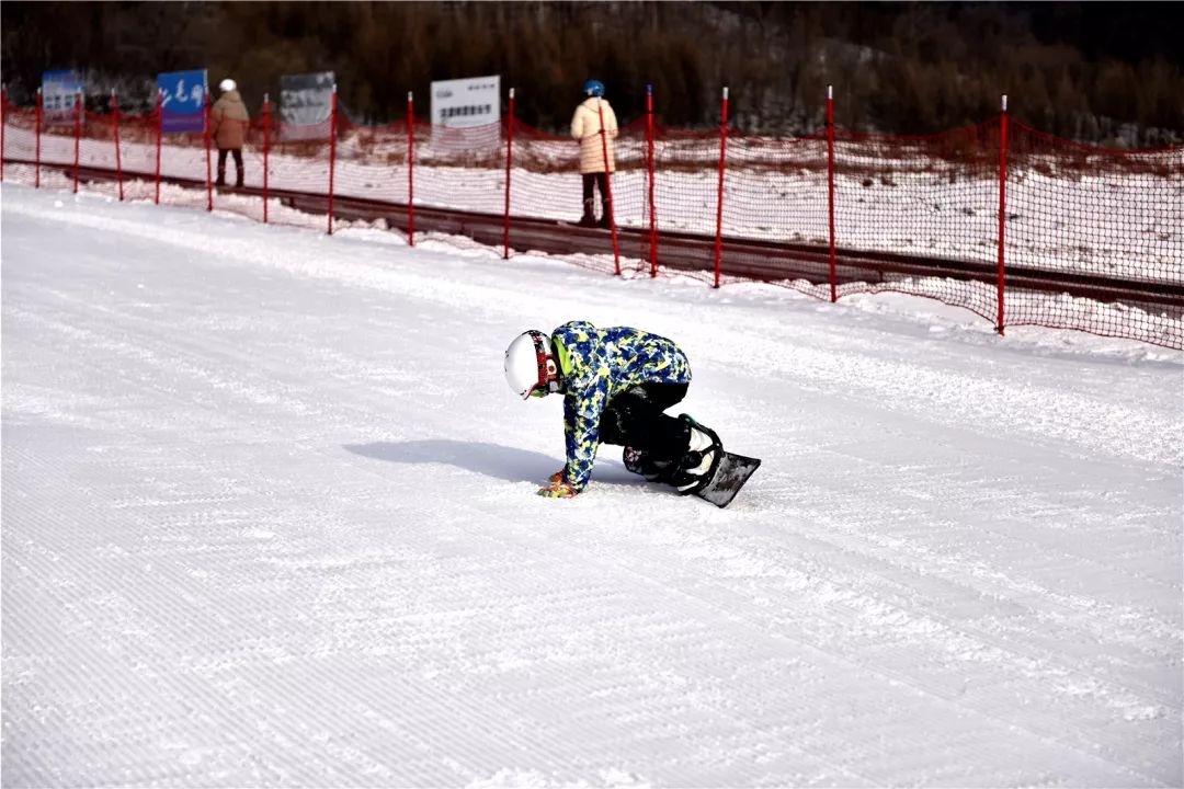 【开板】今天我们在大龙湾滑雪场玩嗨了_辉南县