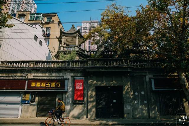 武汉南京路:一条写满故事的美食街