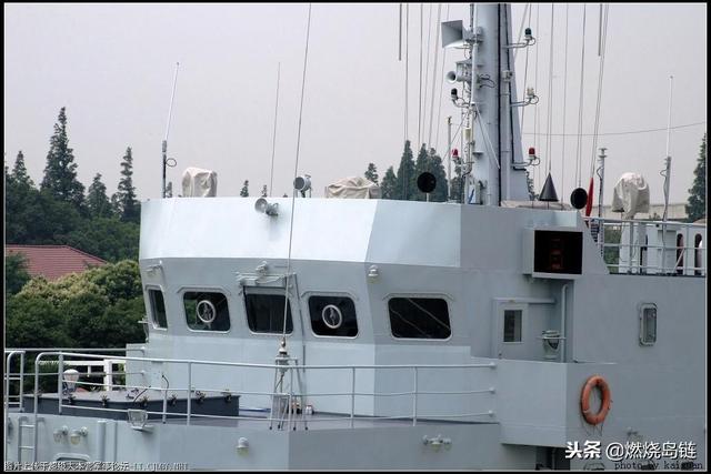 中国海军海上敢死队082ii型涡藏级猎扫雷舰