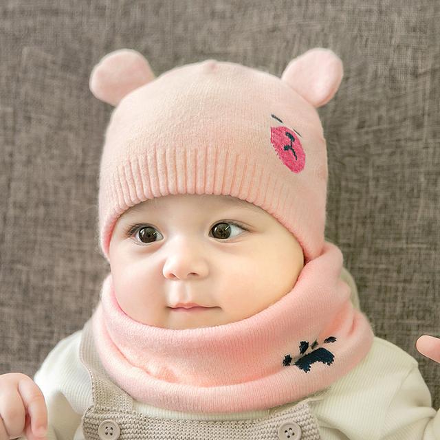 宝宝出门需要戴上帽子和围脖,可爱宝宝帽子,精选材质,精湛的编织工艺