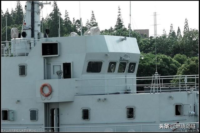 中国海军海上敢死队082ii型涡藏级猎扫雷舰