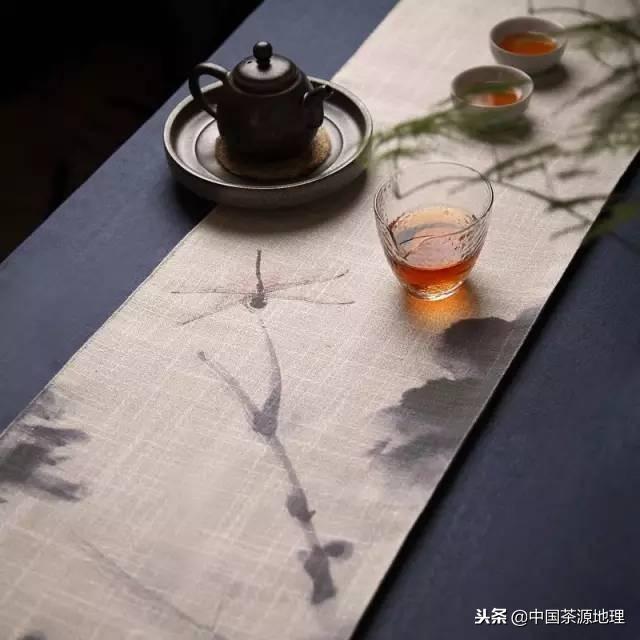 沉下心来喝茶