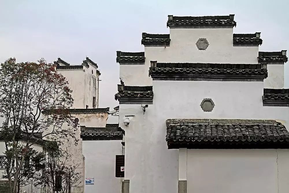 青瓦白墙,砖雕门楼:细数中式建筑中的"六大门派"!