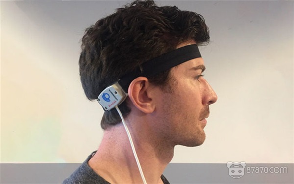 VR Motion和捷豹路虎正在试用一种新头带，解决VR晕眩问题