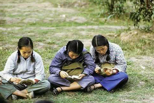 历史镜头70年代的中国女性风韵老照片