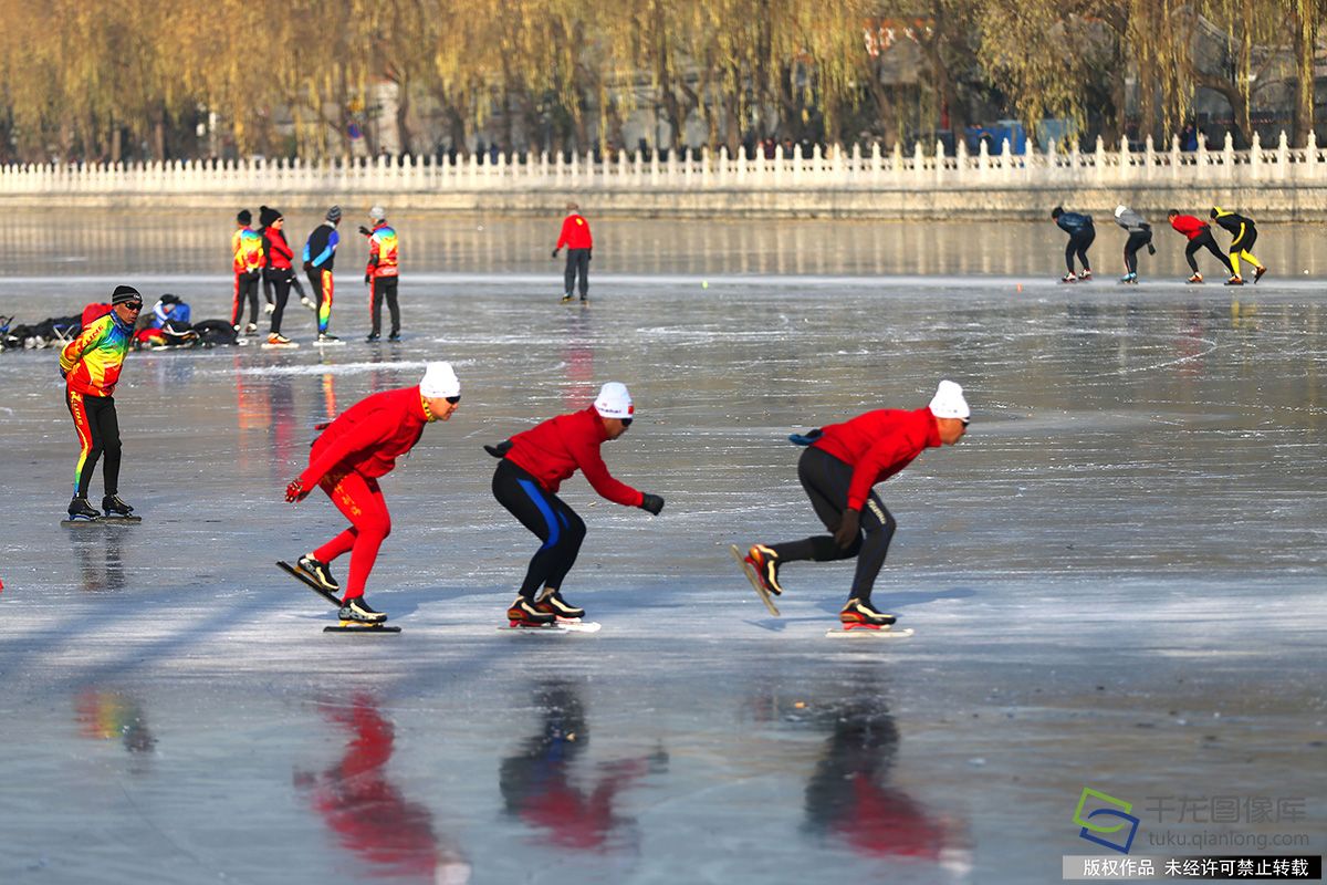 北京图见什刹海开启冰嬉时间