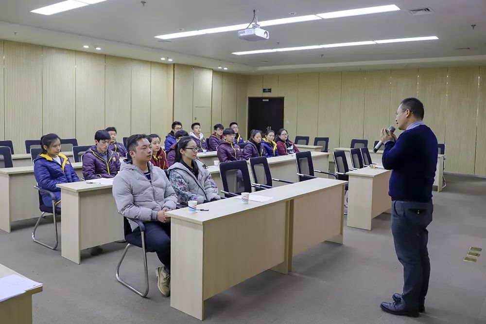 留学素质课程(二)走进香港城市大学,触摸世界科