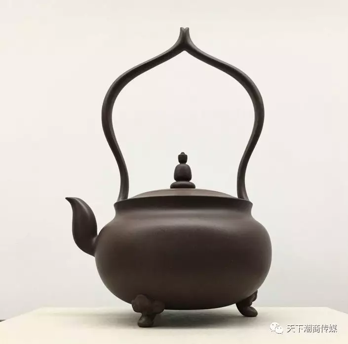 弘扬经典巧夺天工谢华大师朱泥紫砂壶作品展在京举行