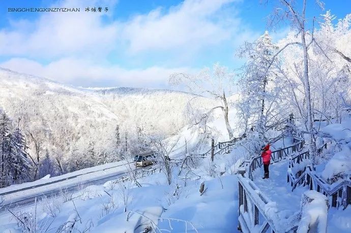 冰雪画廊十里画廊雪给力大雪谷雪龙峰雪山羊草山这一座座的雪山上蕴藏