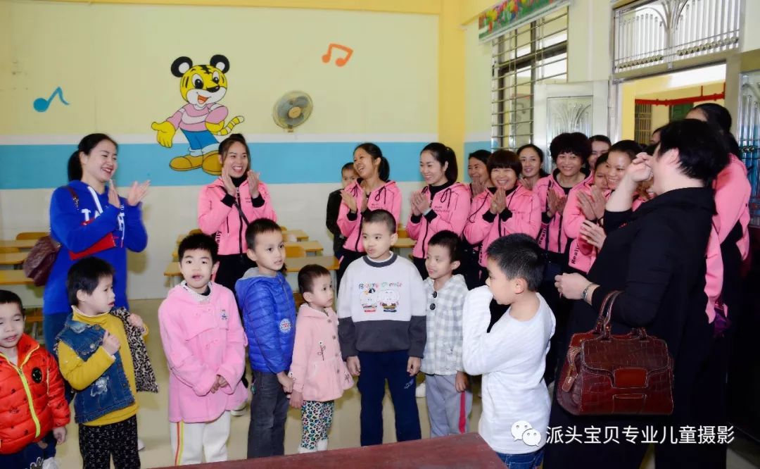 你们并不孤单—贝贝佳幼儿园全体教职工走进福利院_曾素清