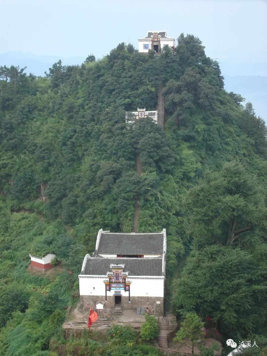 白沙---峒河风光带---天桥山景区这样的"一核两带三圈"的旅游路线