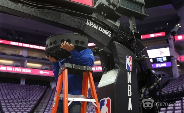 英特尔联手TNT利用VR直播NBA比赛