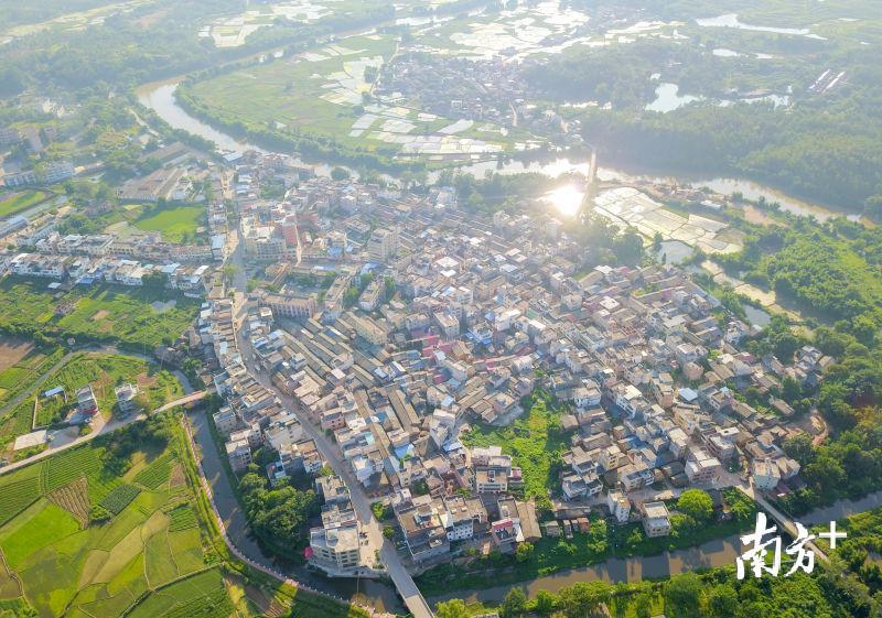 南雄"红色村"党建示范工程开工_水口镇