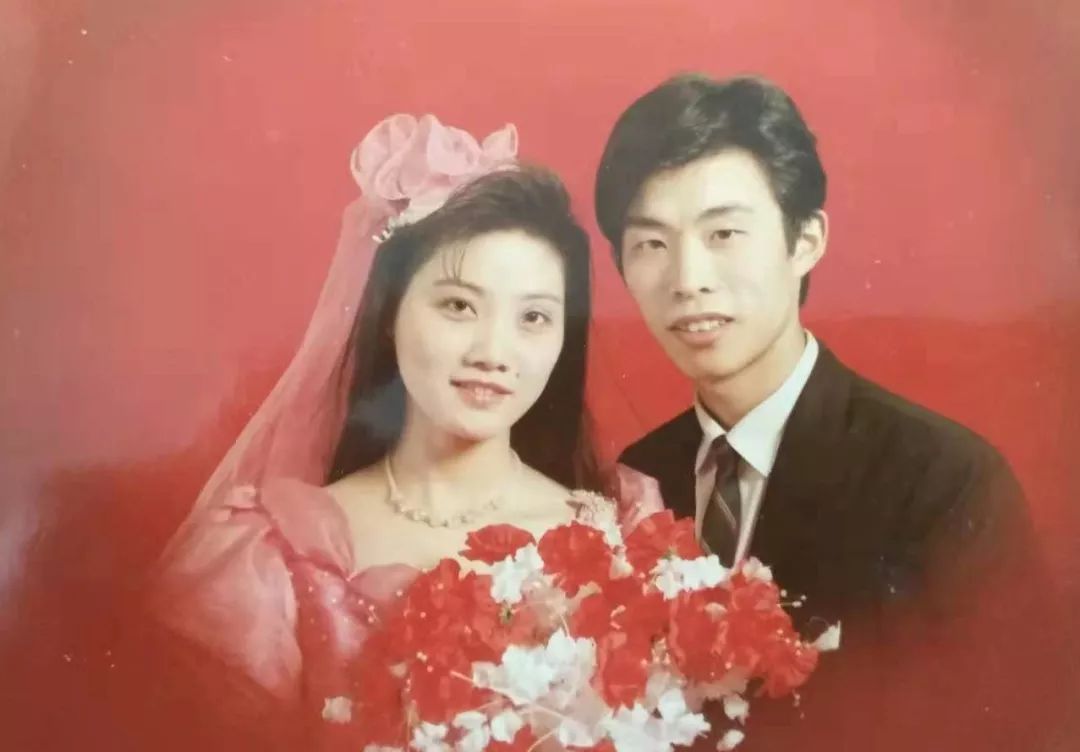 七十年代的爷爷奶奶 1990年爸爸妈妈结婚照