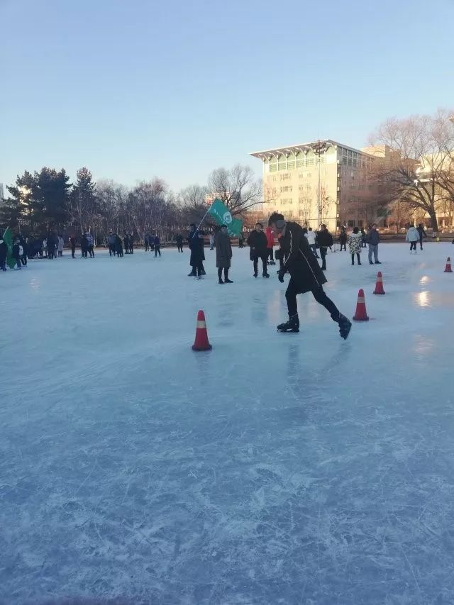 信息快讯 这个冬天,没有雪,但是有冰上运动会呀!