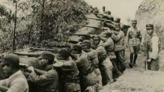 南京保卫战的老照片，可见当时战斗有多激烈，向国军致敬！