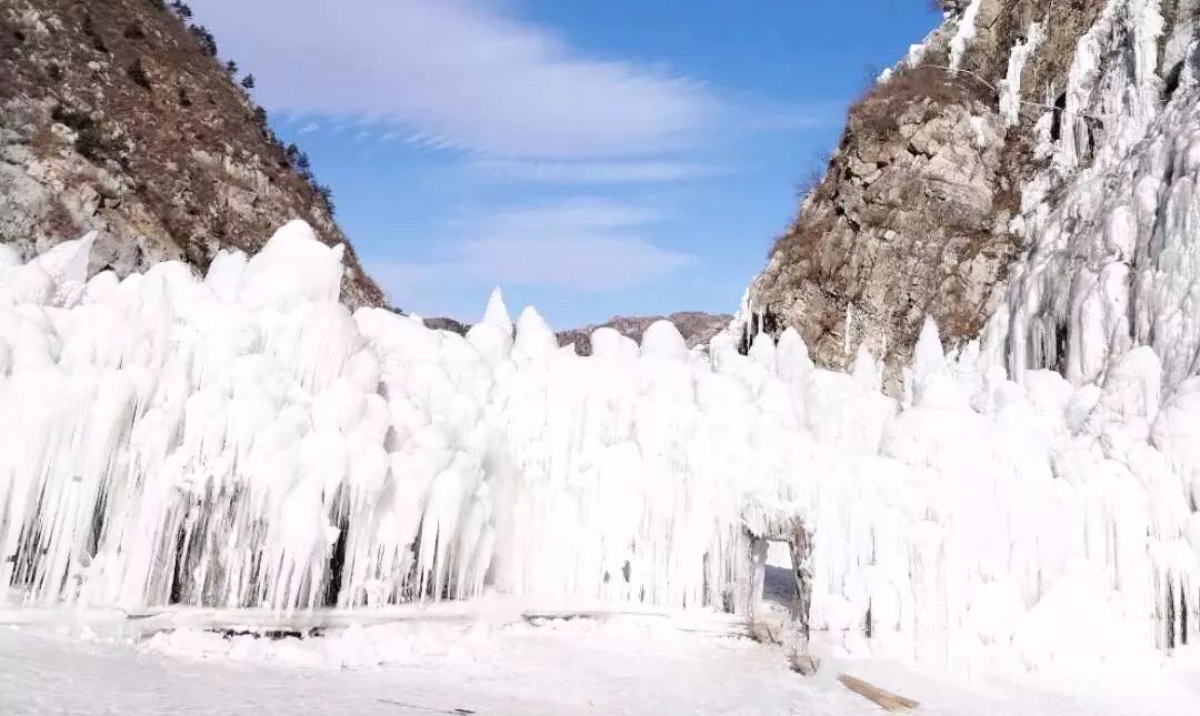 独特神奇的美丽,约吗?凌源河坎子冰雪大世界免票啦!