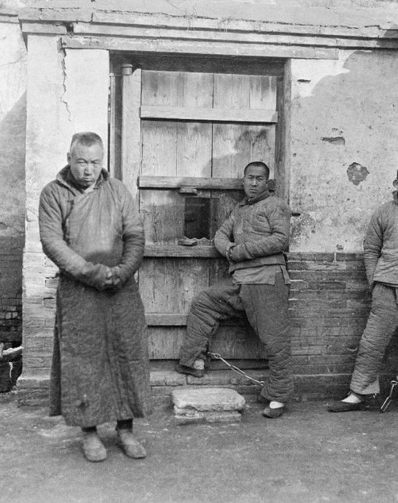 清朝被推翻后，大牢里的关押的那些清朝犯人都哪去了？