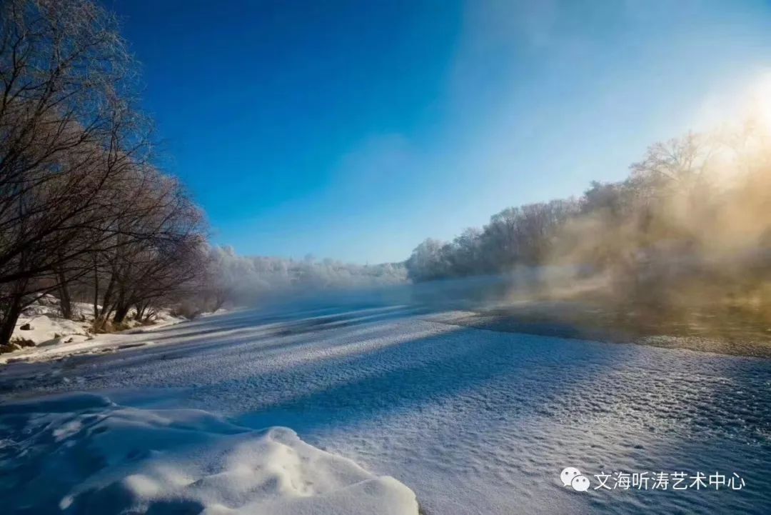 不醉不回还举杯,饮一冬风雪傲霜斗雪 迎风而立更不惧冰天雪地明日 我