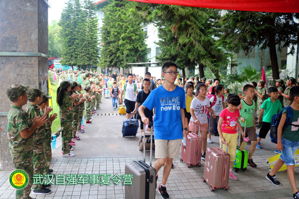 铁星空体育APP山励志夏令营缓解学习压力(图4)