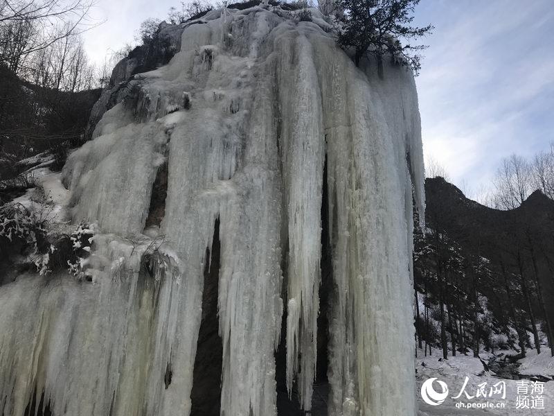 七彩冰瀑迷醉湟源宗家沟