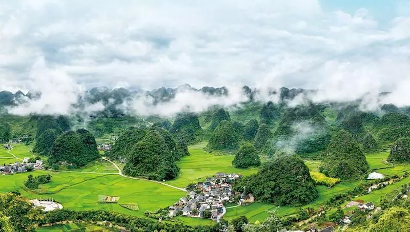 万峰林人口_万峰林风景区图片