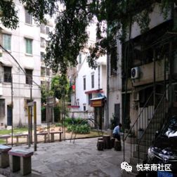 广东经济总量进出口约占_广东区域经济分布(3)